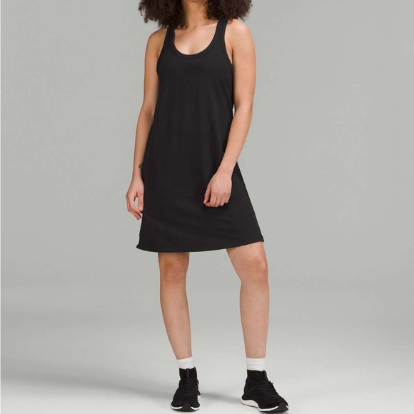 lululemon Classic-Fit Scoop Neck Dress - Picture 1 of 6
